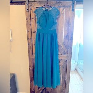 Worn once size 8 never altered ✨